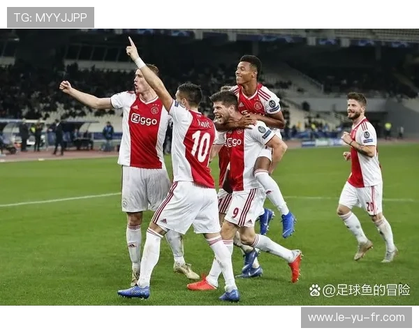 阿贾克斯防线稳定性遭质疑，如何找回昔日稳固成关键？